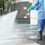 Nhà Dân Domino