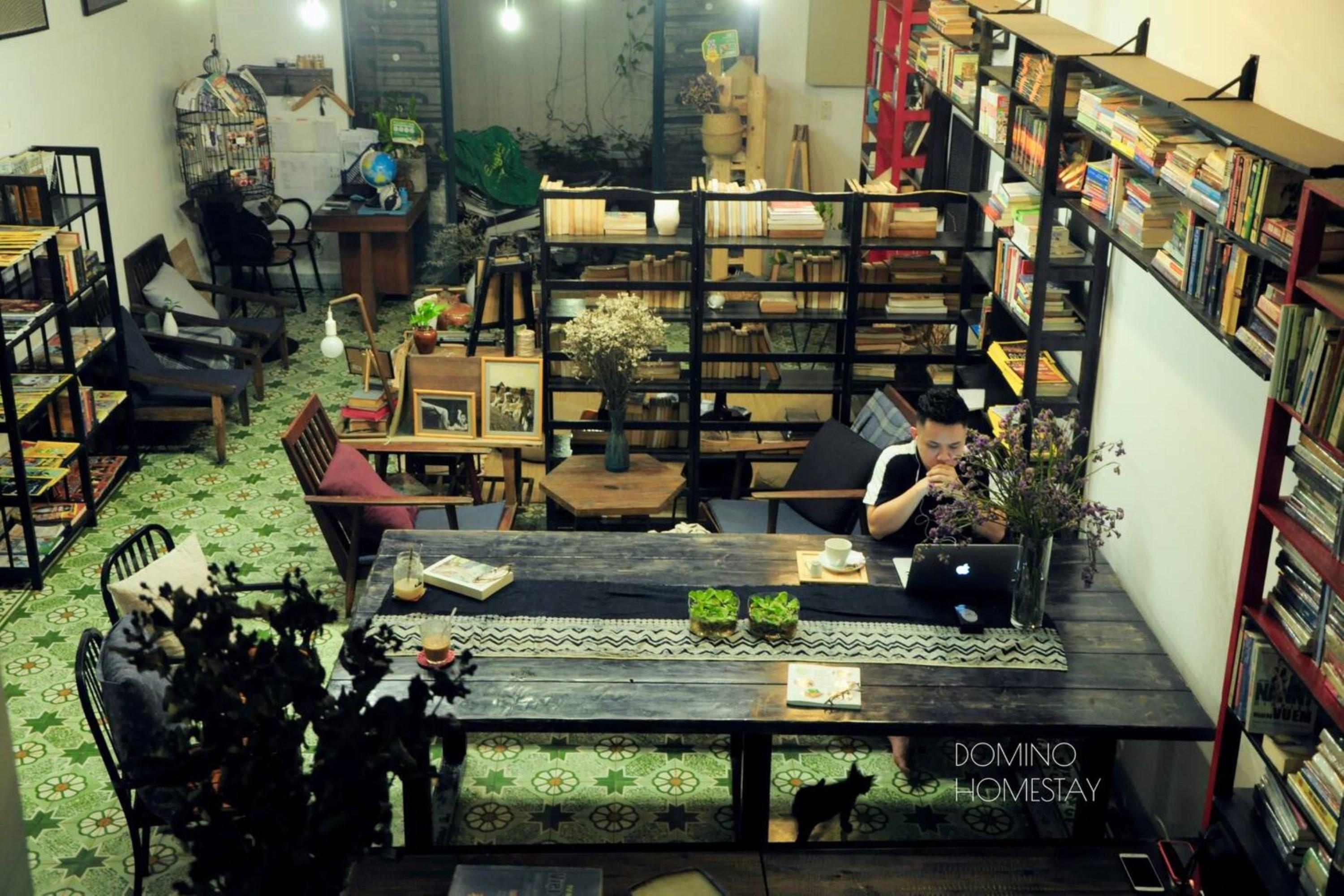 Nhà Dân Domino Khách sạn TP. Hồ Chí Minh